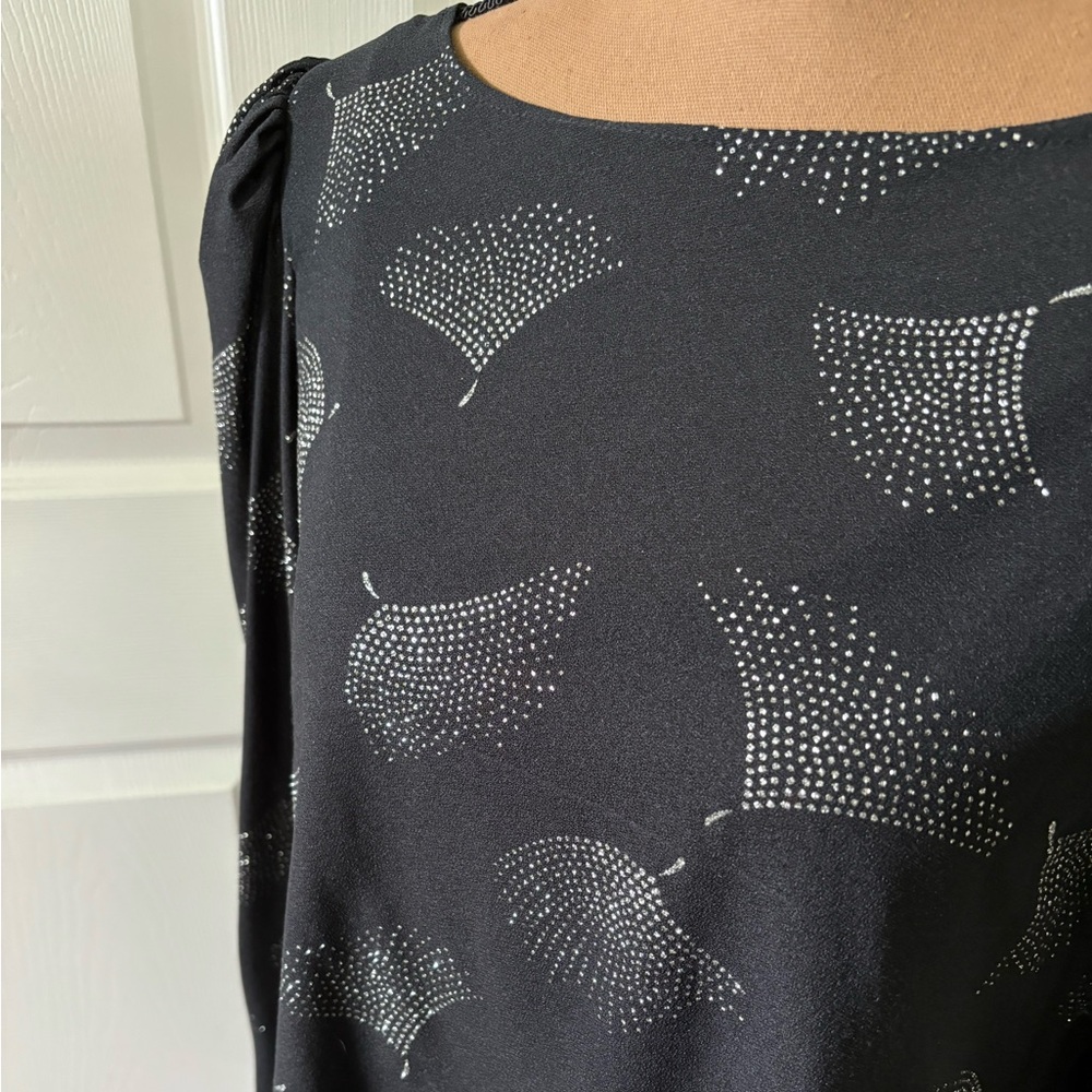 Riccardo 70s black slip dress and embellished top
Size 12